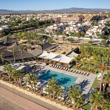 Apartamento Rosa Del Mar Playas De Vera Atico En Primera Linea De Playa Piscina Al Aire Libre Aparcamiento Gratuito Wifi Muy Rapido Acogedor Con Calefaccion Exterior photo